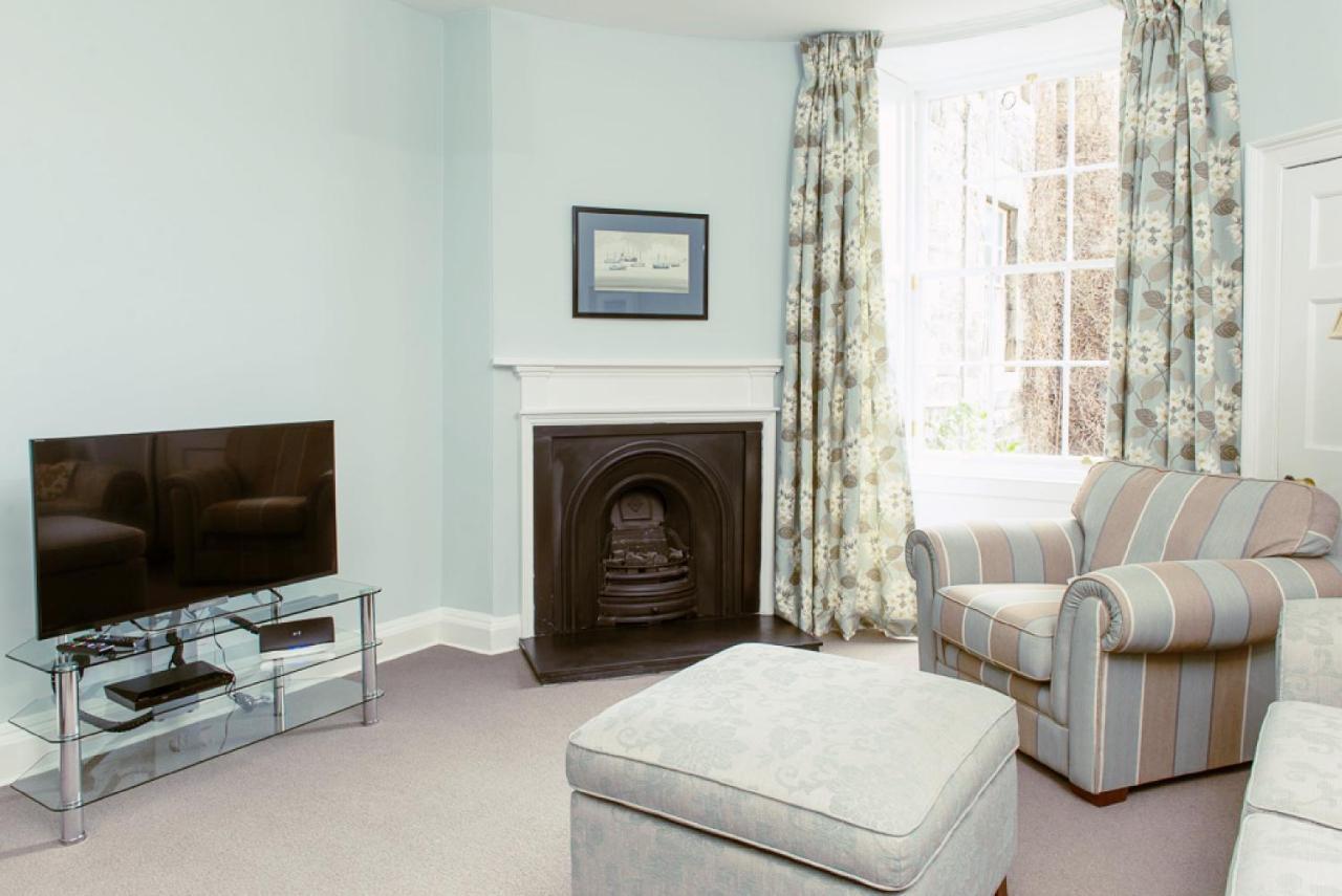 Gorgeous Central Edinburgh 3-Bedroom Apartment エクステリア 写真