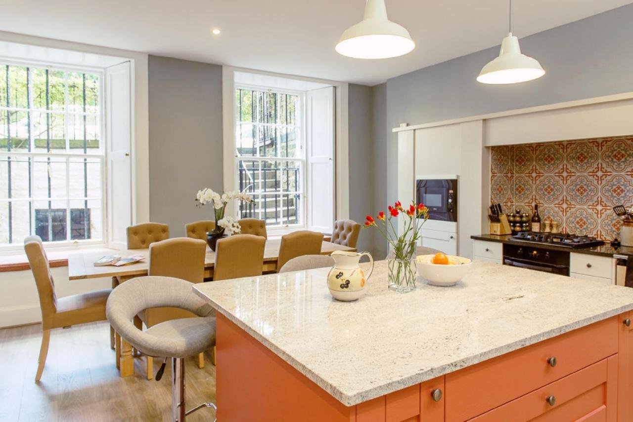 Gorgeous Central Edinburgh 3-Bedroom Apartment エクステリア 写真