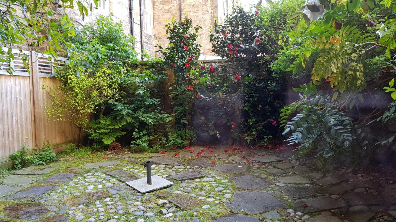 Gorgeous Central Edinburgh 3-Bedroom Apartment エクステリア 写真