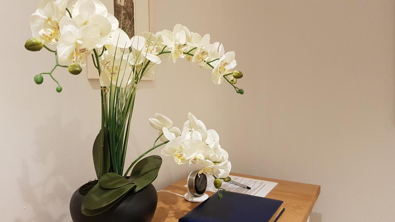 Gorgeous Central Edinburgh 3-Bedroom Apartment エクステリア 写真