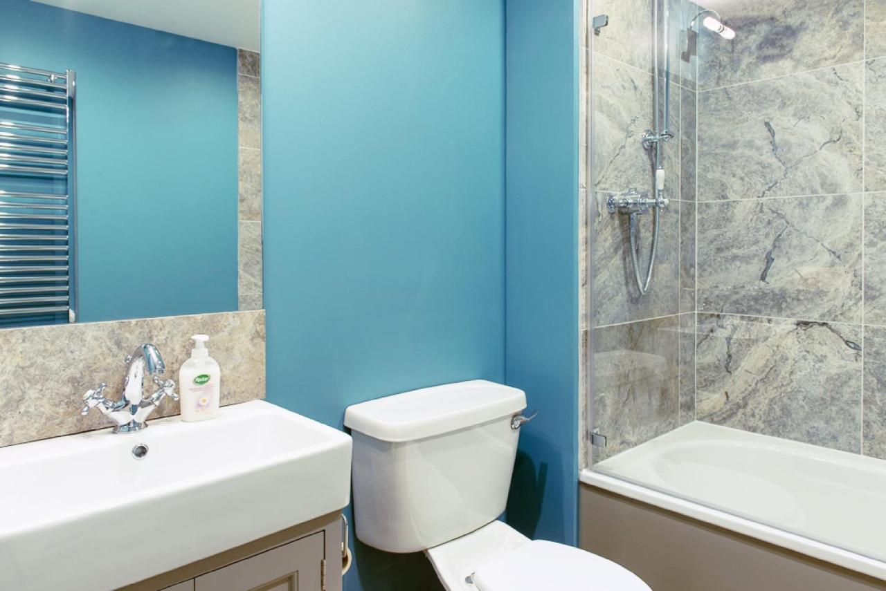 Gorgeous Central Edinburgh 3-Bedroom Apartment エクステリア 写真