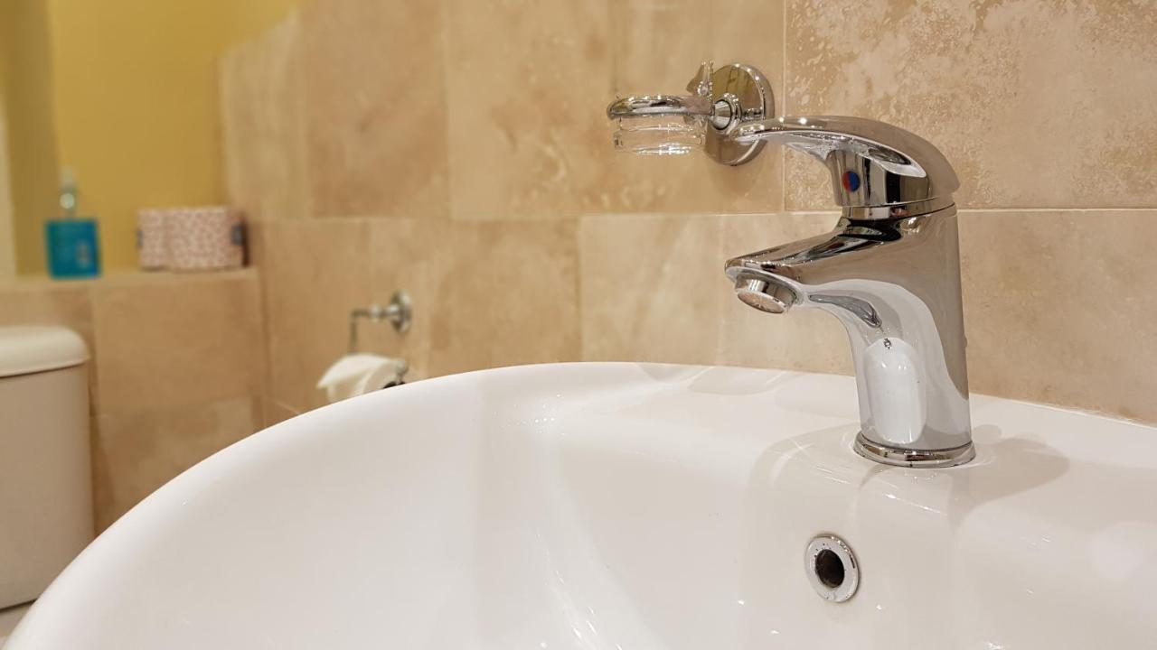 Gorgeous Central Edinburgh 3-Bedroom Apartment エクステリア 写真
