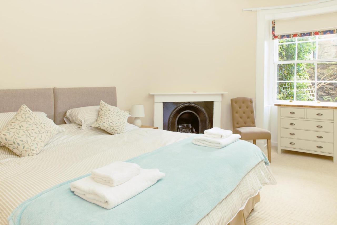 Gorgeous Central Edinburgh 3-Bedroom Apartment エクステリア 写真