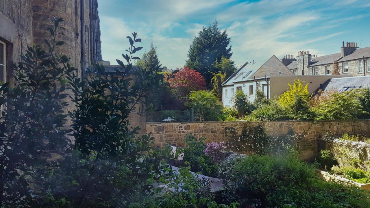 Gorgeous Central Edinburgh 3-Bedroom Apartment エクステリア 写真
